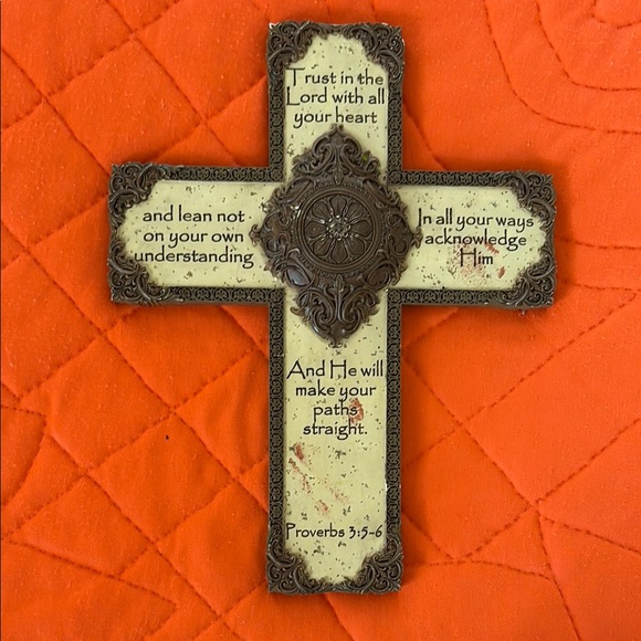 Decorative 10” x 8”Cross Wall Art with Inspirational Faith Quote by Bill Stross - Picture 1 of 12